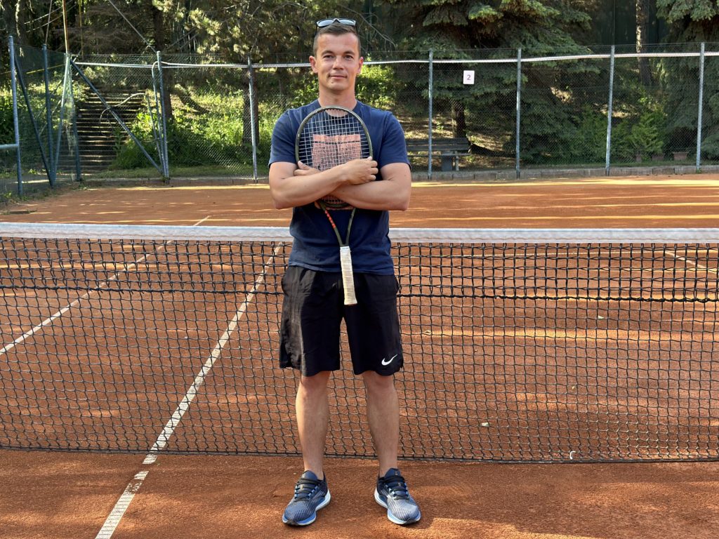 Rozhovor: tenisový tréner Tomáš Ševcov, ktorý pomáha deťom napredovať 9